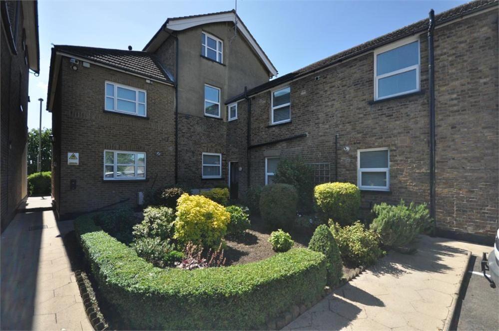 Thames View Apartments Staines-upon-Thames Ngoại thất bức ảnh